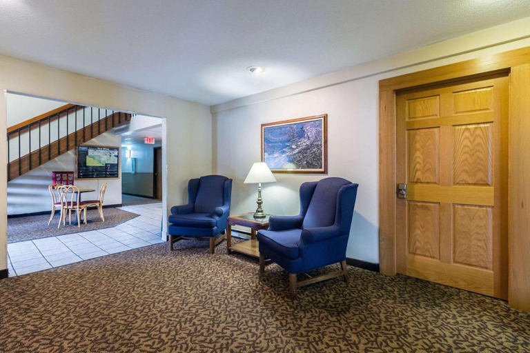 Public Area 2, Red Wing Inn and Suite, Goodhue