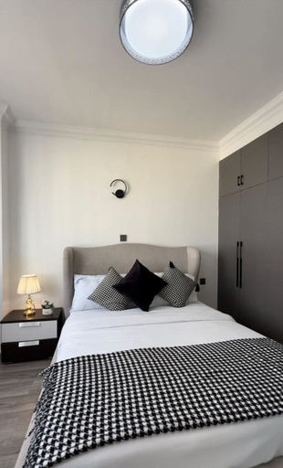 Room 4, Oak Residency View Palace Apartment, Dagoretti North
