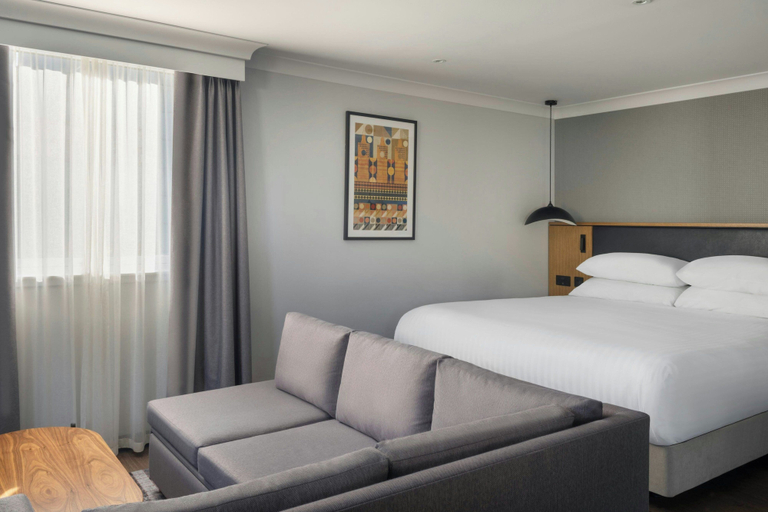 Bedroom 4, Edinburgh Marriott Hotel Holyrood, Edinburgh