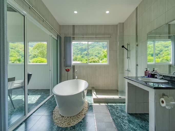 Bathroom 3, Villa Nap Dau Phuket | Luxury 10BR Private Pool Villa, Pulau Phuket