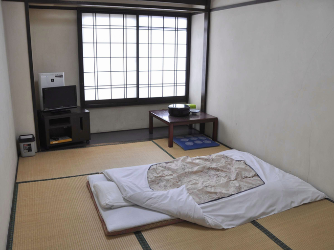 Bedroom, Okumusashi Ryokan, Hannō