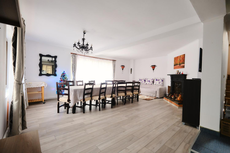 Others 4, Vila Residence, Moieciu De Jos