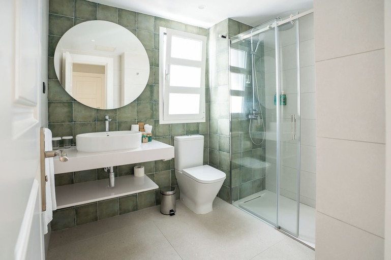 Bathroom 4, Apartamentos LIVVO Puerto de Mogán, Las Palmas