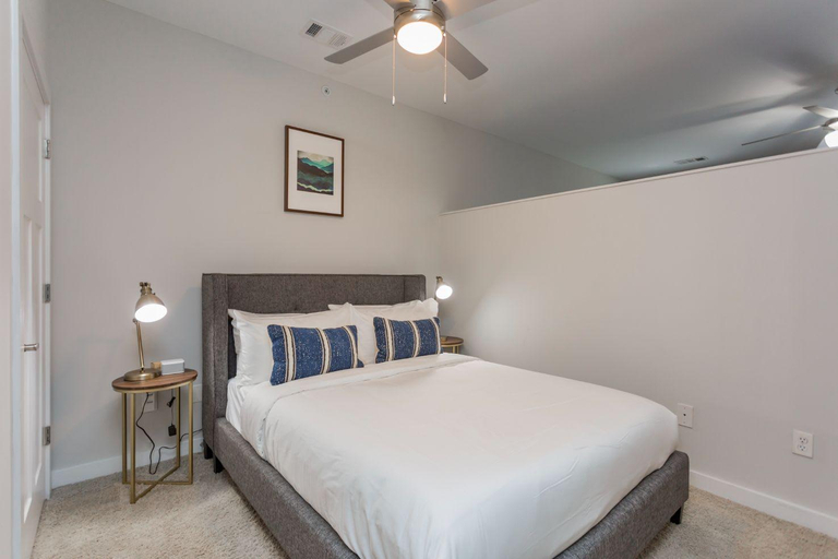 Bedroom 4, CozySuites MusicRow Astonishing Studio! 53, Davidson