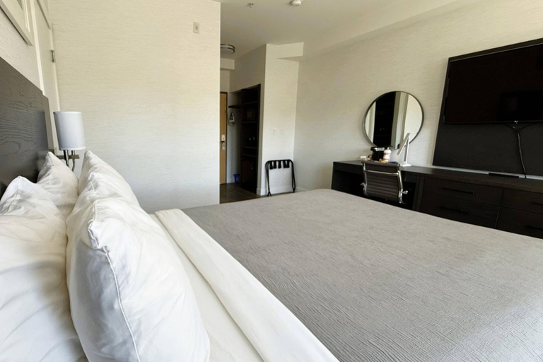 Bedroom 3, Quality Inn, Nanaimo