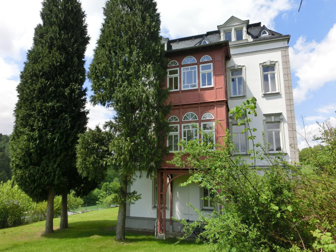 Exterior & Views 1, Elegant Villa in Borstendorf, Erzgebirgskreis