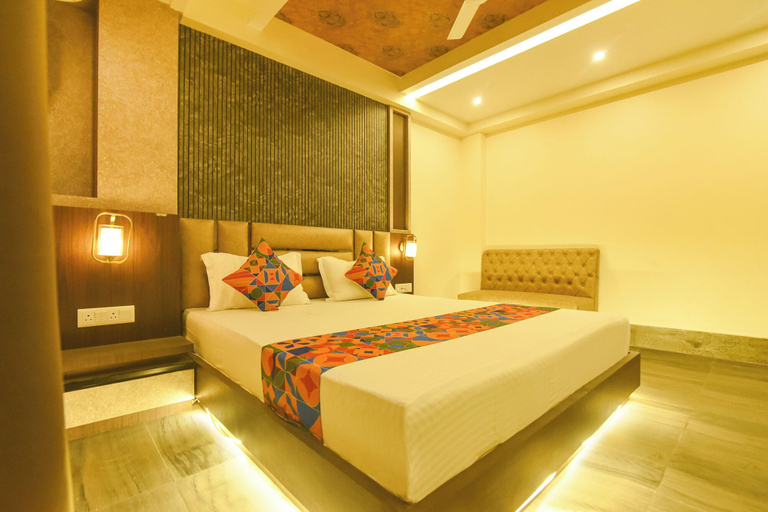 Room 5, Fabhotel Prime Grand Plaza, North 24 Parganas