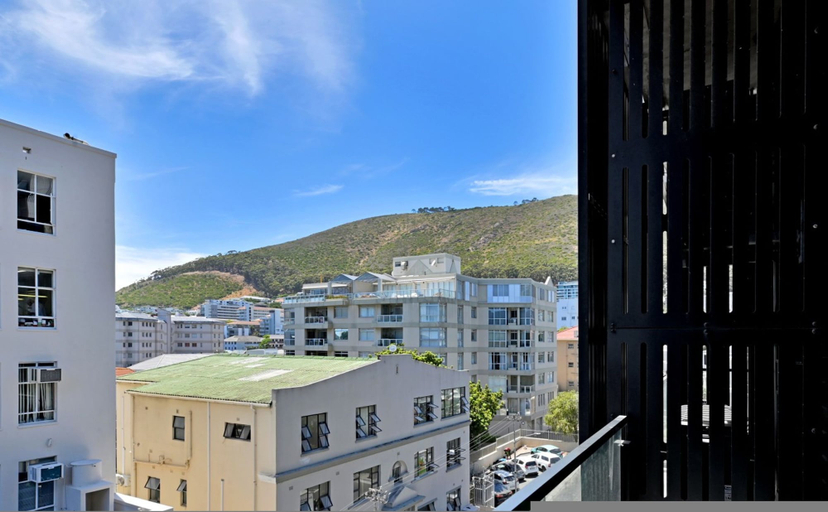 Room 4, Bella at Dolce Vita Stylish Sea Point Studio, City of Cape Town