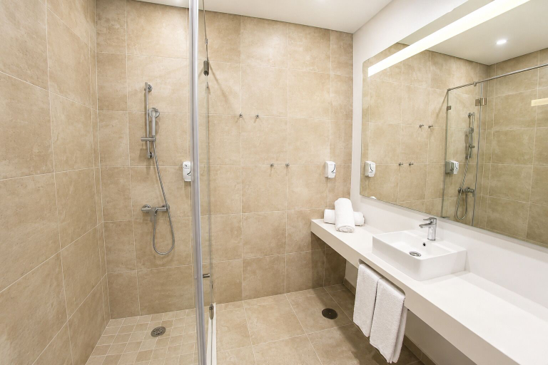 Bathroom 5, RIDE Surf Resort & SPA, Peniche