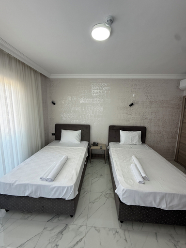 Room 5, Geyikli Seç Otel, Ezine