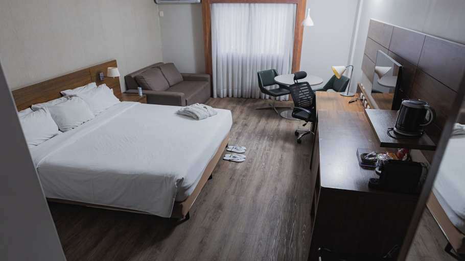 Bedroom 3, Comfort Suites Flamboyant, Goiania