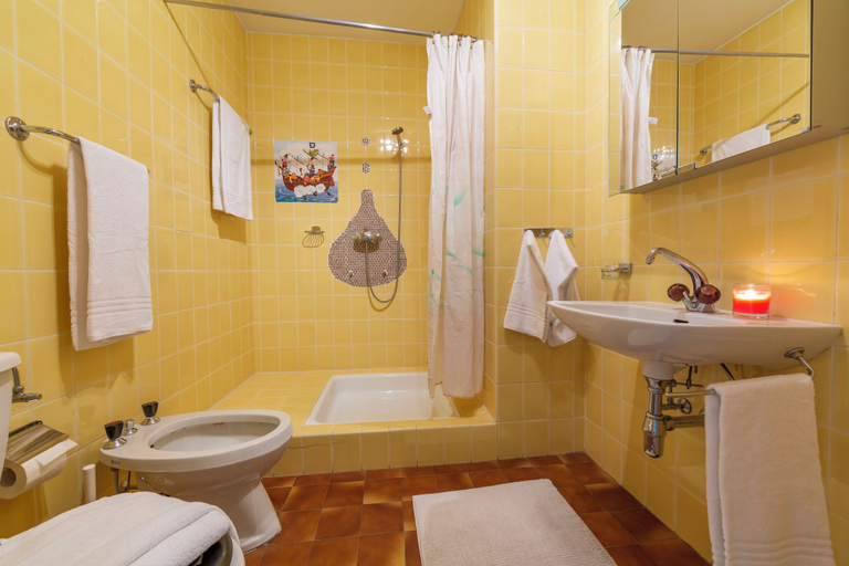 Bathroom 3, Casa Bader, Lugano