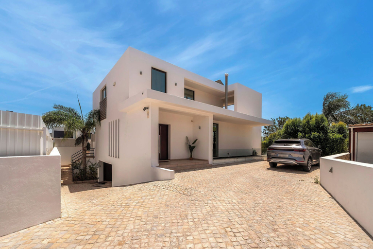 Exterior & Views 2, Airport House, Faro