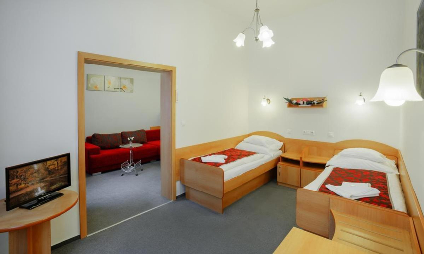 Bedroom 2, Complex Curie, Karlovy Vary