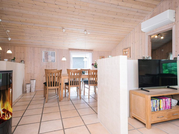 Others 5, 4 Star Holiday Home in Oksbol, Varde