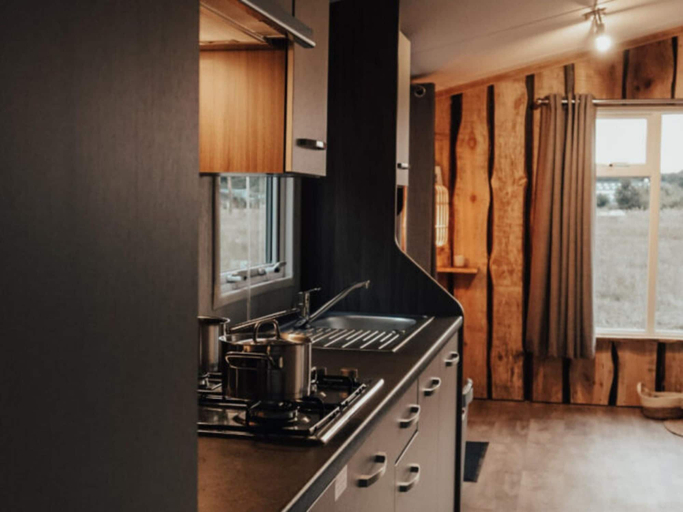 Private kitchen, Modern Pet-friendly Retreat in Limburg, Heythuysen