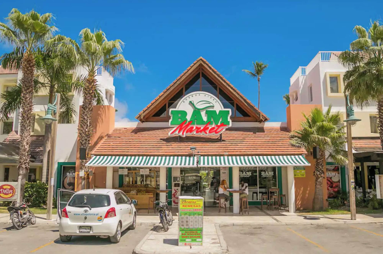 Gift shop 5, AVENTURA STUDIOS at LOS CORALES BEACH, Salvaleon de Higuey