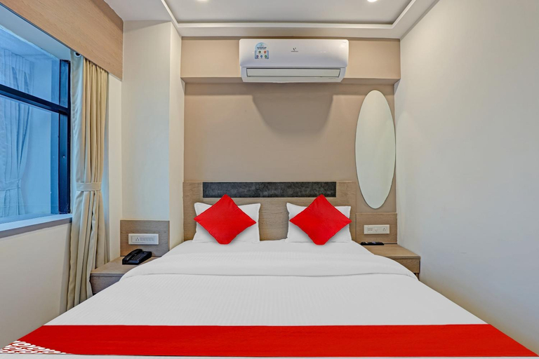 Bathroom 4, Hotel O Max Inn, Ahmadabad