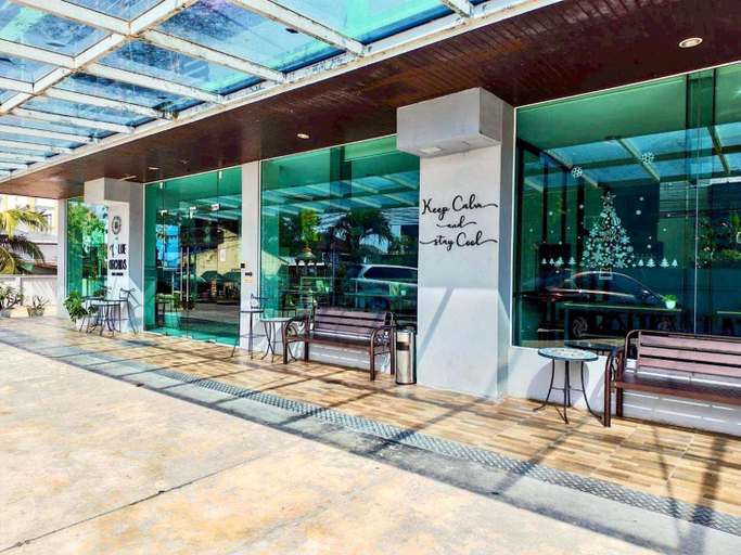 Food & Drinks 4, Blue Orchids Hotel, Hat Yai