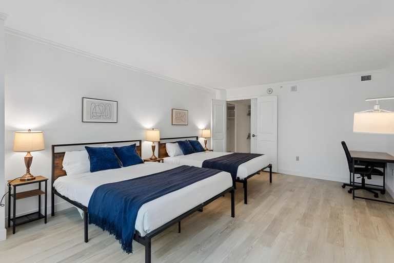 Bedroom 3, TWO Separate Spacious CozySuites on the Boardwalk, Atlantic