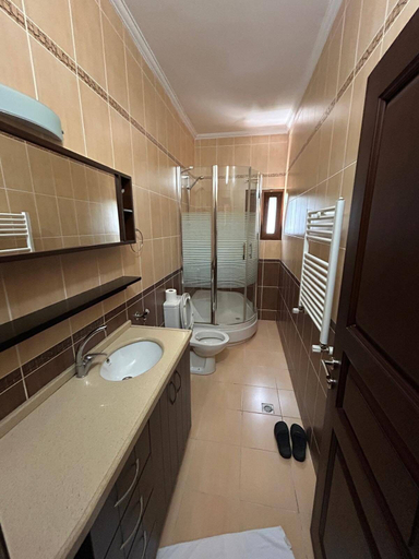 Bathroom 4, Village Otantik Park, Merkez