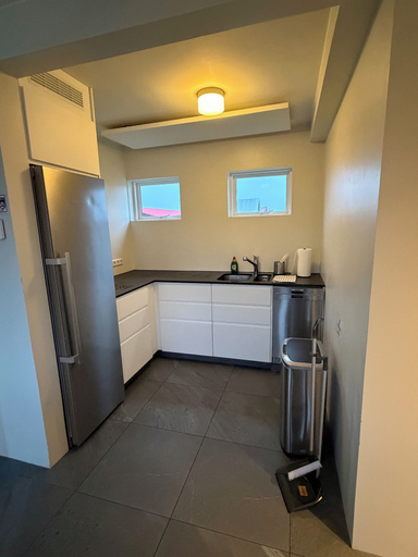 Private kitchen, Eyja Guesthouse, Sandgerði