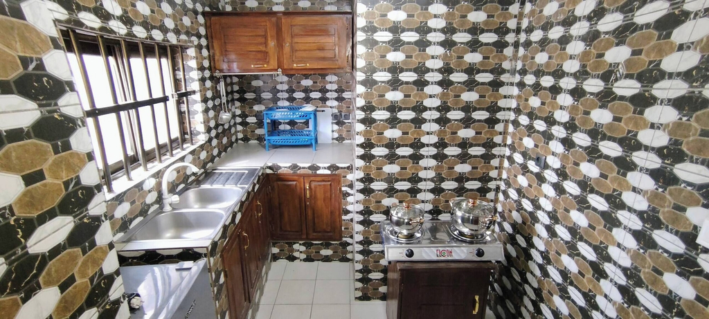 Private kitchen 4, Room-economy 2 Bedrooms Studio Flat In L, Golfe (incl Lomé)