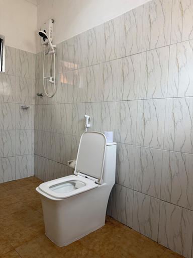 Bathroom 3, AMORA HOMESTAY, Karatu