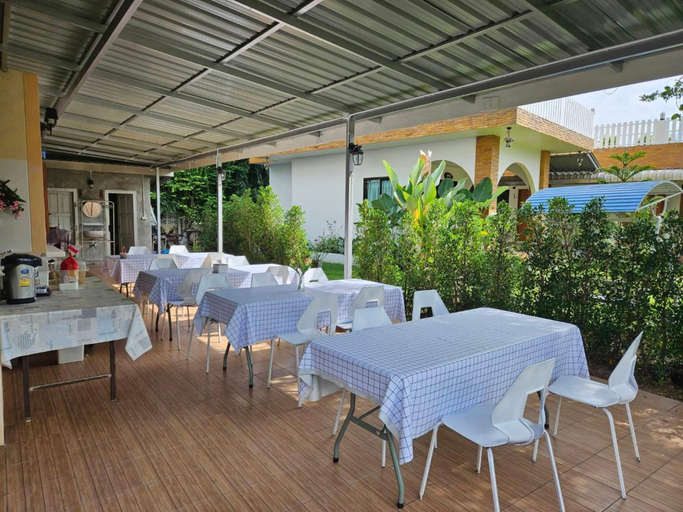 Food & Drinks 4, Charming Home Resort, Suan Phung
