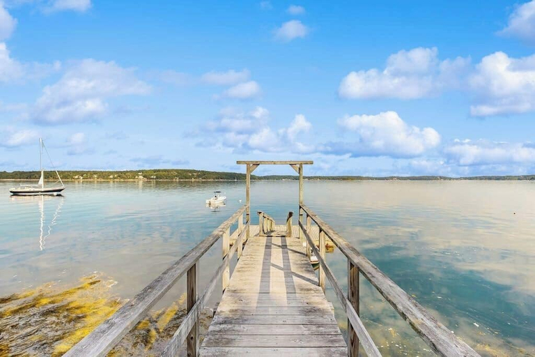 Exterior 4, Waterfront Paradise With Dock, Big Yard, Sundeck & Epic Bay Views Dog-friendly, Lincoln