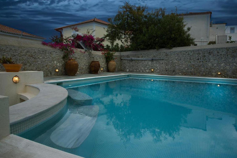 Sport & Beauty 2, Villa 1853, Spetses, Attica