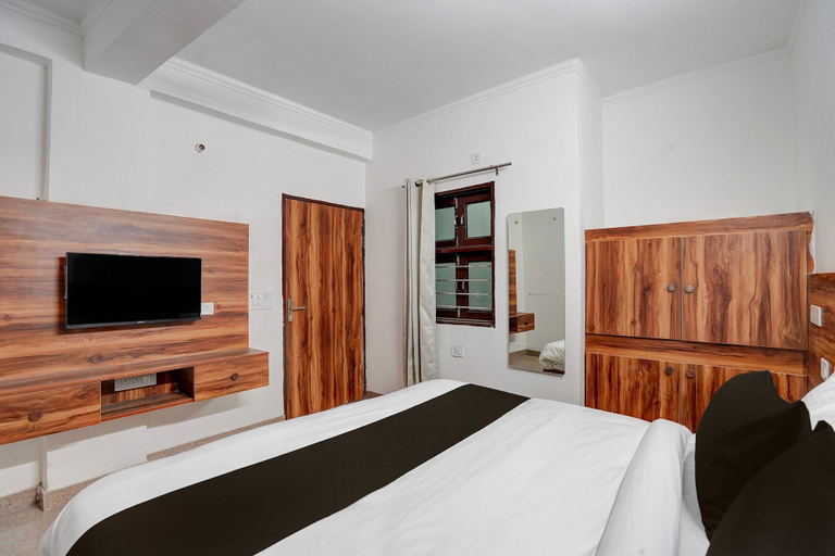 Room 3, Classic Hotel Sky, Gurgaon