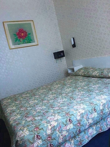 Bedroom 2, Nouveau Paris Park Hotel, Paris