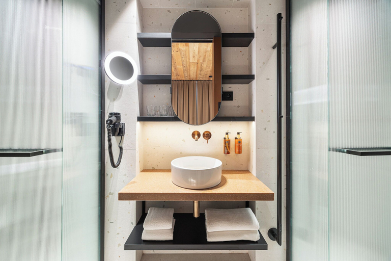 Bathroom 3, Origin Prague, Praha 7