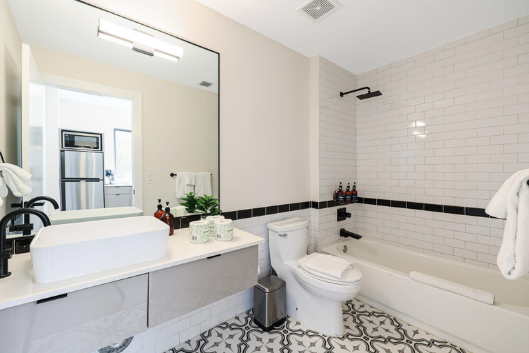 Bathroom 3, Roami at The Palace, Miami-Dade