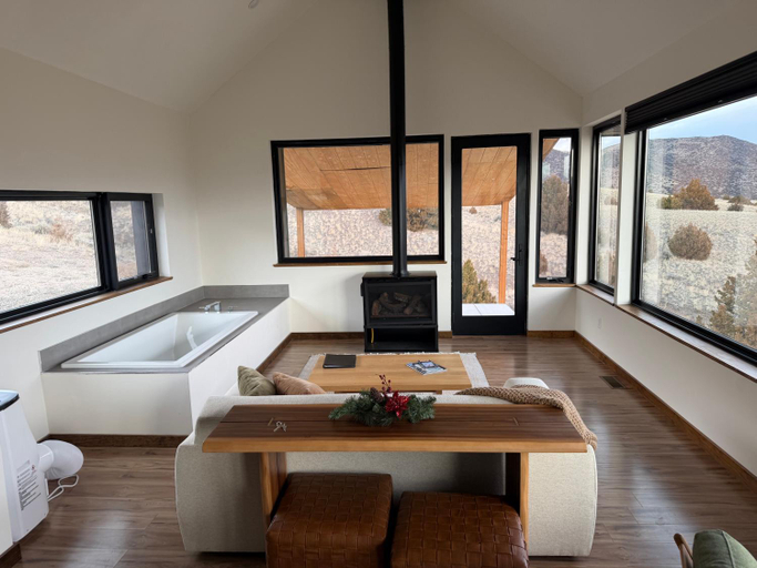 Bedroom 2, Erik's Ranch, Park