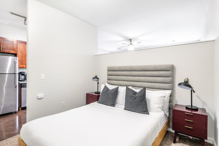 Bedroom 4, CozySuites MusicRow Astonishing Studio! 52, Davidson
