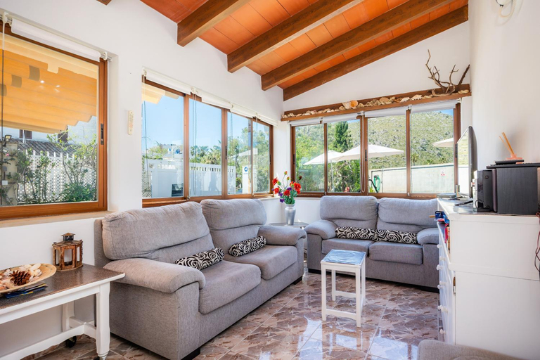 4, Villa Luna, Baleares