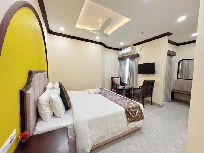 Room 3, Hotel on New Marine Drive Rd. Prabhupada, Puri