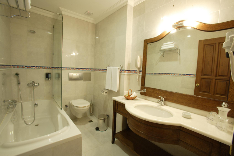 Bathroom 4, Hotel Sultanhan - Special Category, Fatih