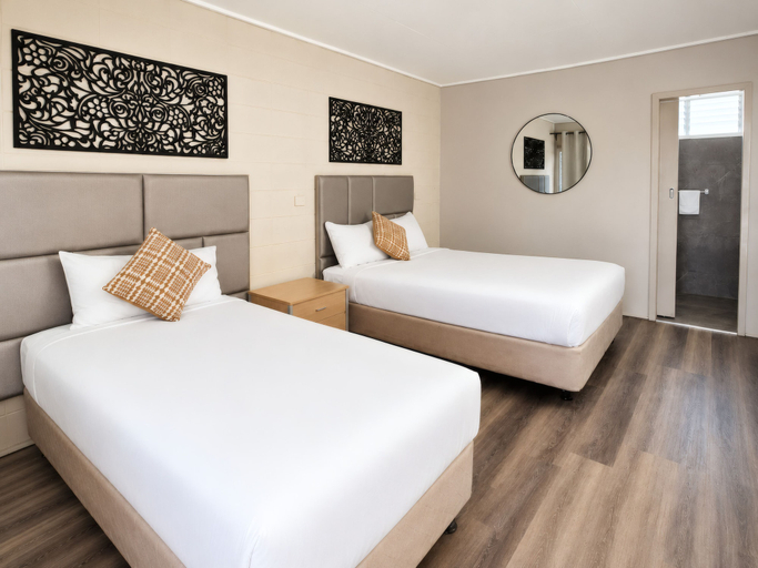Bedroom 4, Gladstone CBD Motel, Gladstone