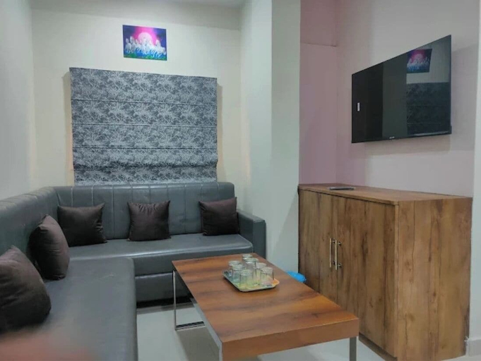 Living area, Hotel Abhijeet Inn, Raipur