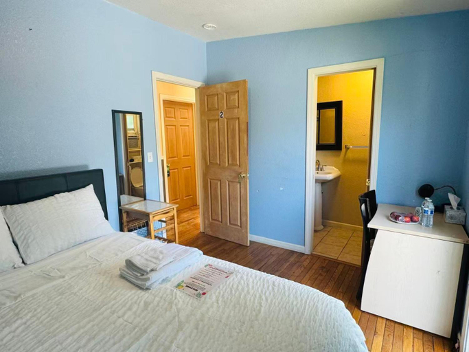 Bedroom 4, Cozy House Nested Around Trees E, Santa Clara