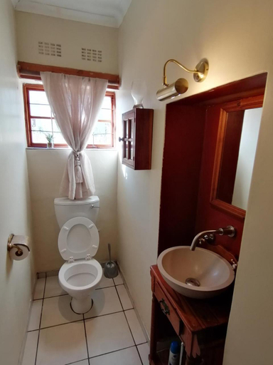 Bathroom 3, Die Heemhuis, Cape Winelands