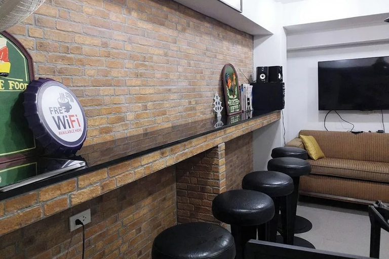 Public Area 2, 101 Seoul Hostel, Wang Thonglang