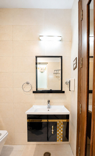 Bathroom 5, Blossom by Redolive 3bhk Golf Course Ext, Gurgaon