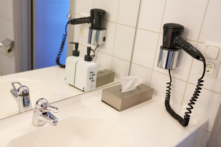 Bathroom 4, Scandic Laholmen, Strömstad