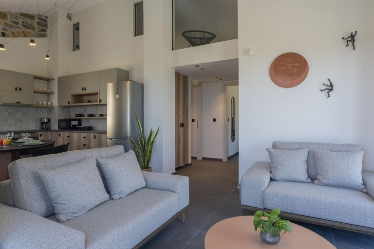 4, Villa Rea - With Private Heated Pool, Crete