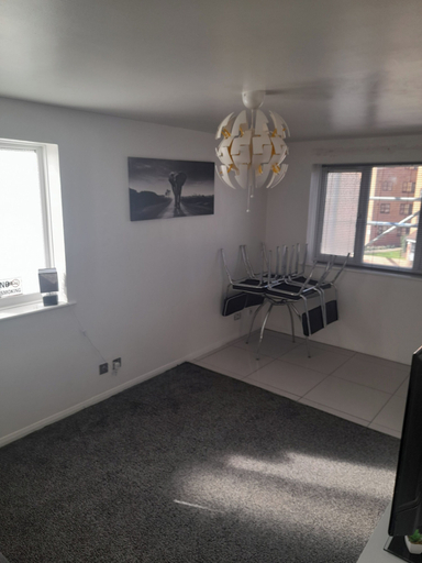 Interior 3, 1 Bed Flat - Sleeps 2 - Parking - Wifi, London