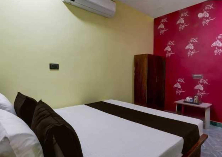 Room 5, Classic Sri Jogulamba Residency, Mahbubnagar